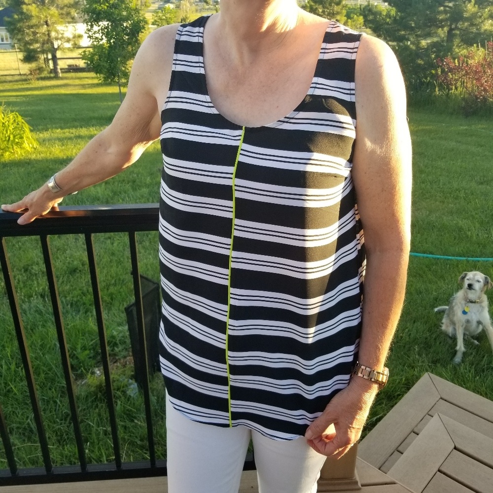 New York and Co. Black and White tank .